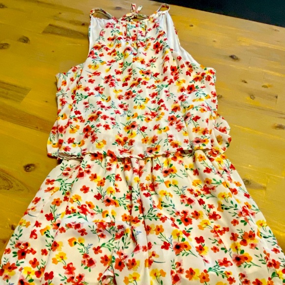Jack by BB Dakota, Flower Romper. Size, L. - Picture 1 of 7